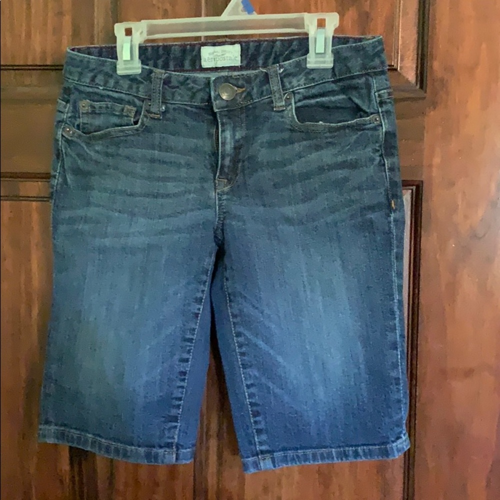 Aeropostale denim Bermuda shorts- size 3/4